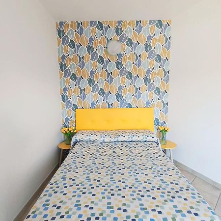 Affittacamere Center Room Tortolì Eksteriør bilde